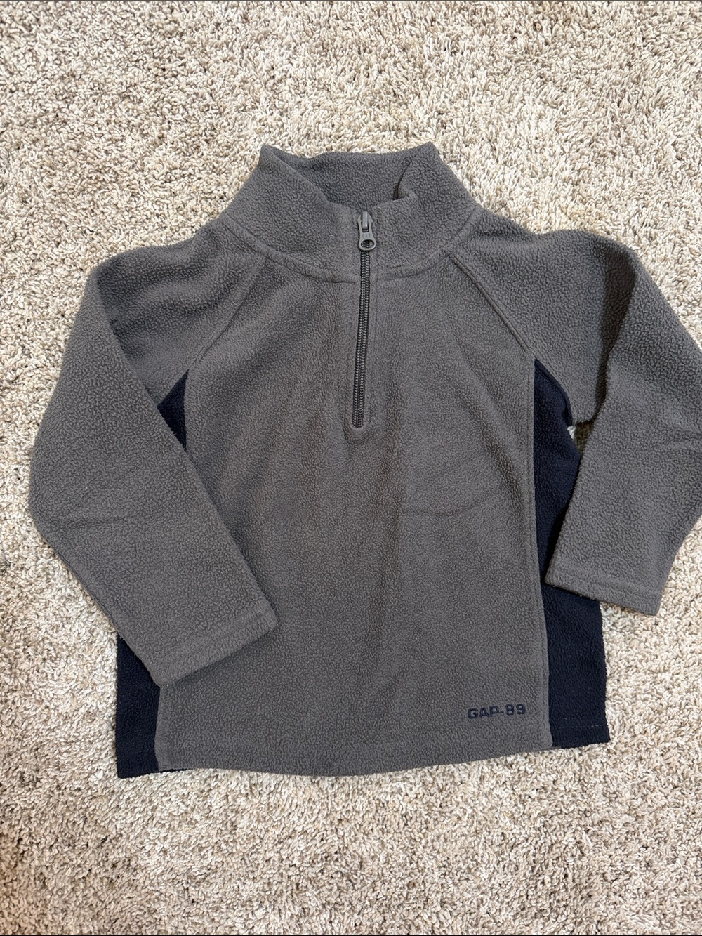 Baby GAP Toddler Gray Half-Zip Fleece with Navy Panels- Size 3